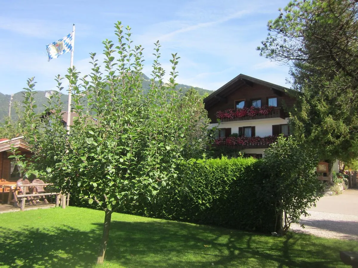 Gaestehaus Poeppl Unterwössen 3*,  Německo
