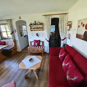 Haus Mariandl Apartment