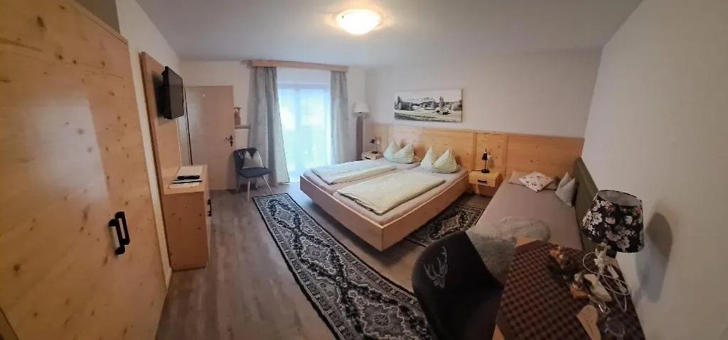 Gasthof Gästehaus Pöppl Unterwössen